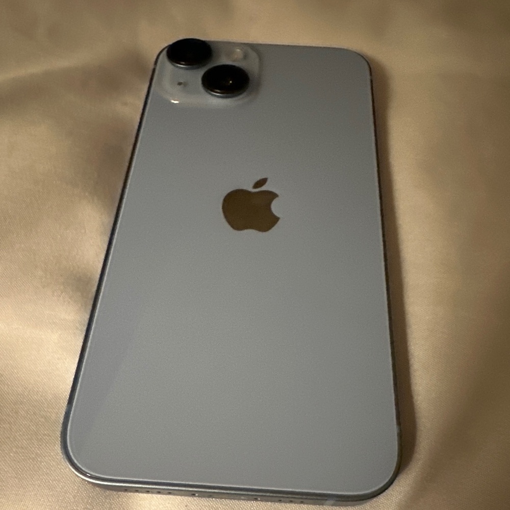 iPhone - Picture 2 of 2